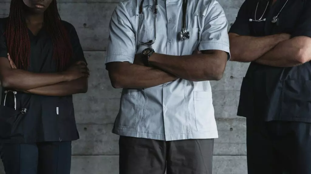 healthcare website: medical staff 2